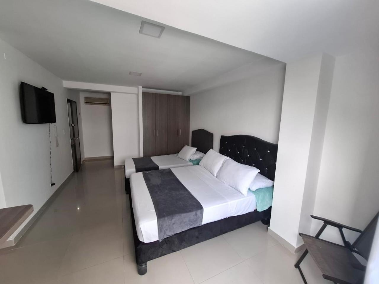 Hotel Jardin Plaza By Sgh Cali Exterior photo